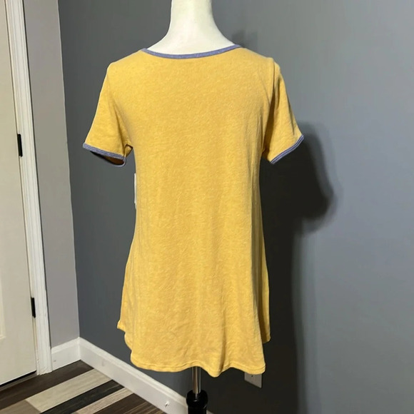 NWTs LuLaRoe yellow with purple trim size medium shirt soft round neck - Picture 3 of 7